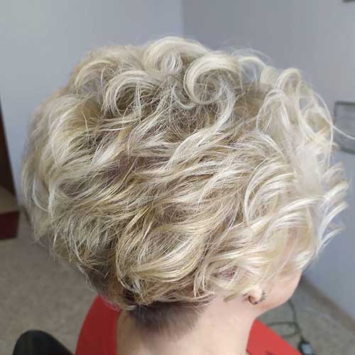 Short Hairstyles For Women Over 60