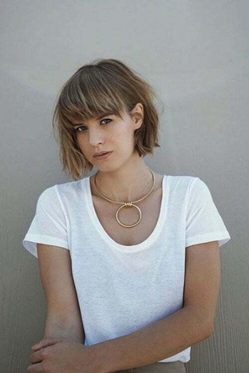 Short Layered Hairstyles With Bangs For Fine Hair