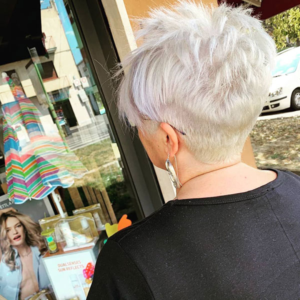 Choppy Pixie Cuts For Older Ladies With Glasses