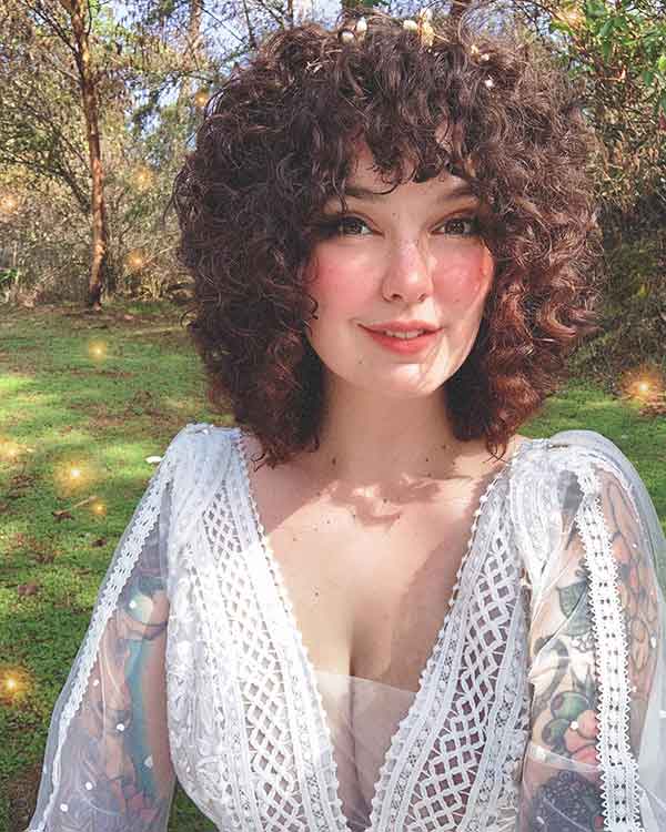 Short Thick Curly Hair Round Face