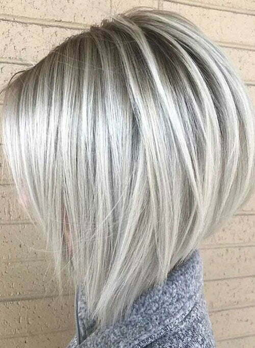 Short Straight Platinum Blonde Haircuts-9
