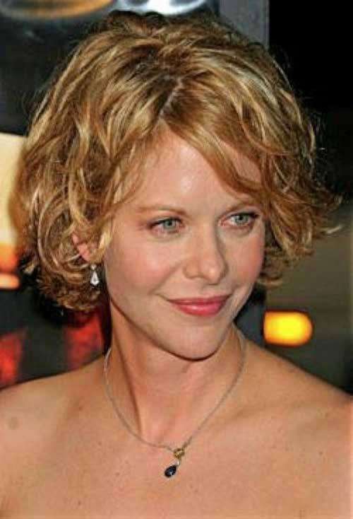 Chic Short Haircuts for Curly Thick Blonde Hairstyle